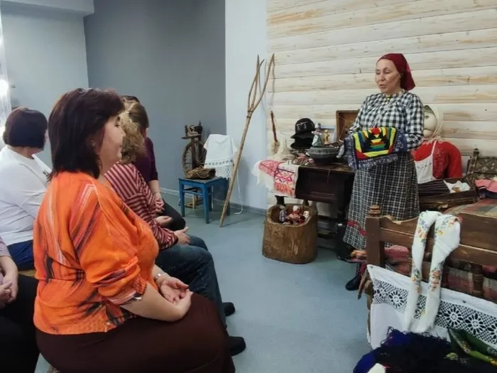 Гостям было интересно узнать, что ранее обращение к человеку происходило иначе