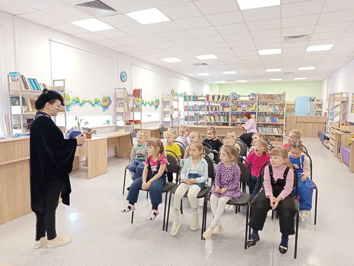 Ребят встретил Кот