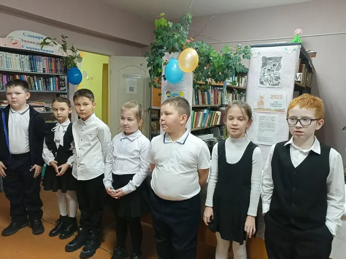 Торжественная часть началась с творческих выступлений детей