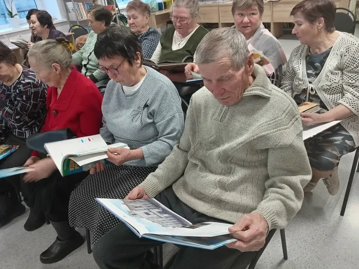 Участники познакомились с книгами