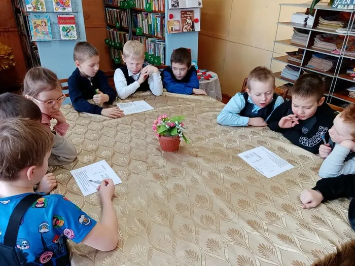 Дети выполняли задания