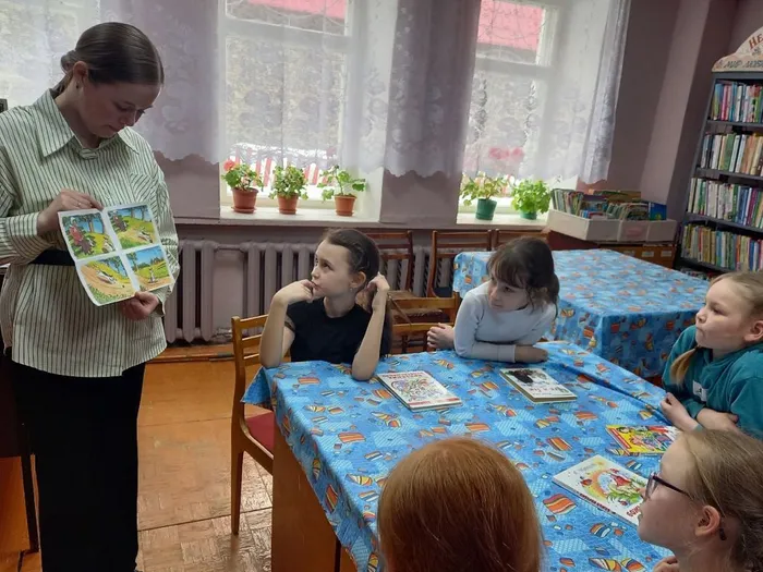 Библиотекарь познакомила детей с книгами