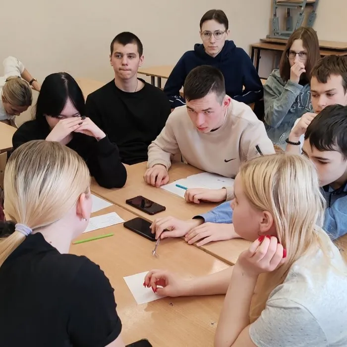 КРЕСТИКИ-НОЛИКИ «ОТ ПИКОВОЙ ДАМЫ К ПИКОВОМУ ВАЛЕТУ»