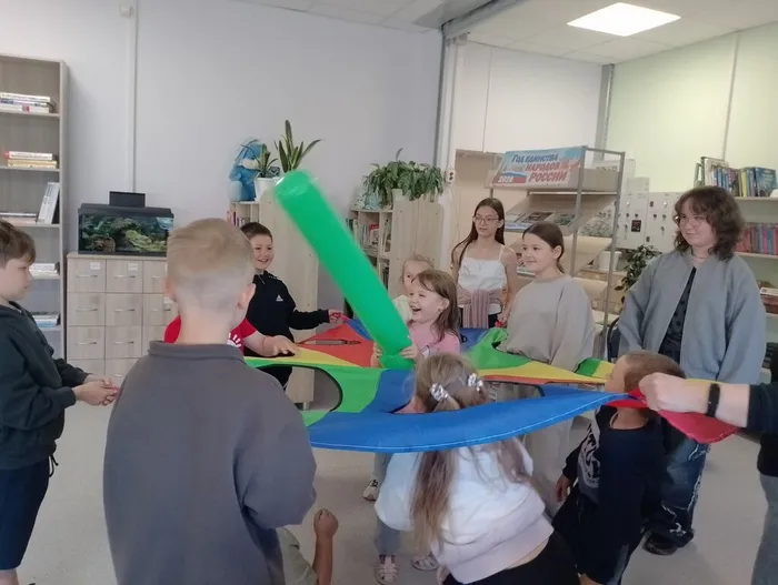 Дети приняли участие в подвижных играх