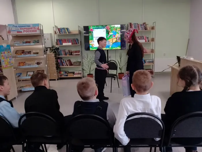 Особо увлекла ребят игра-викторина «Знатоки этикета»