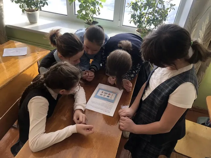 Дети выполняли задания