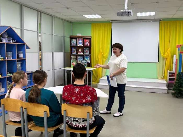 Участники продемонстрировали эрудицию и знание сюжетов любимых сказок в ходе интеллектуальной викторины.