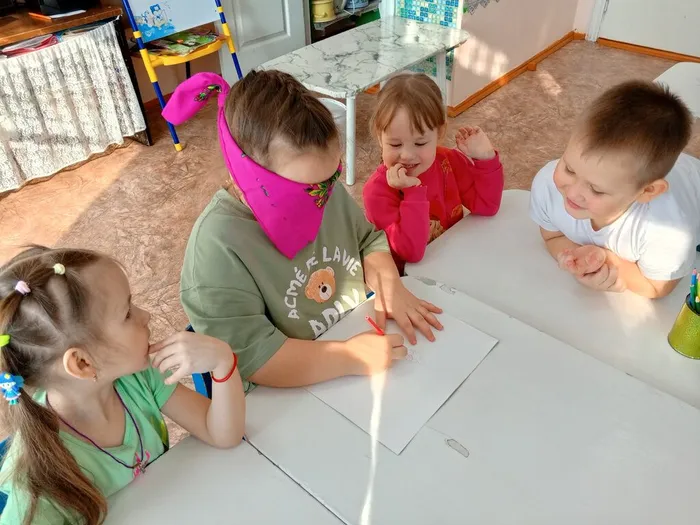 Дети выполняли интересные задания