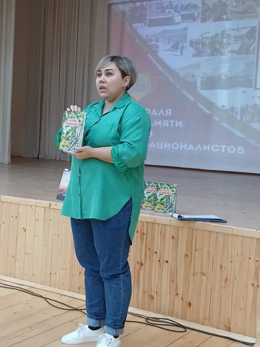 Библиотекарь познакомила ребят с книгами-lpA2PPQUWNtUeKPSjCIcbH4oYkkChfwlEVFt_YSnA9Yhw7oy8