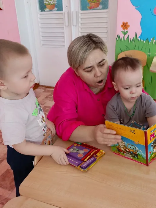 Дети познакомились с книгами