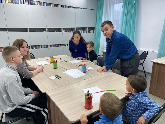 Семьи выполняли различные задания