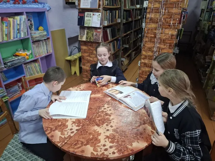 Дети познакомились с книгами
