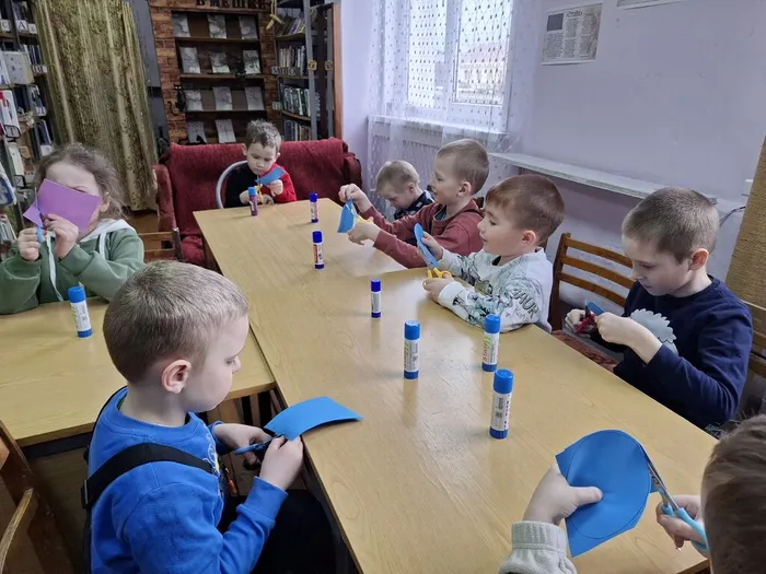 Ребята с воодушевлением подошли к изготовлению поделки