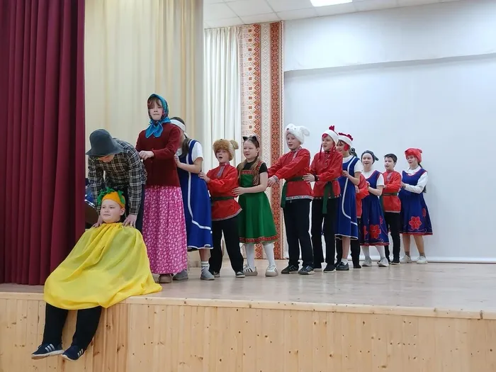 Юные участники разыгрывали забавные сценки