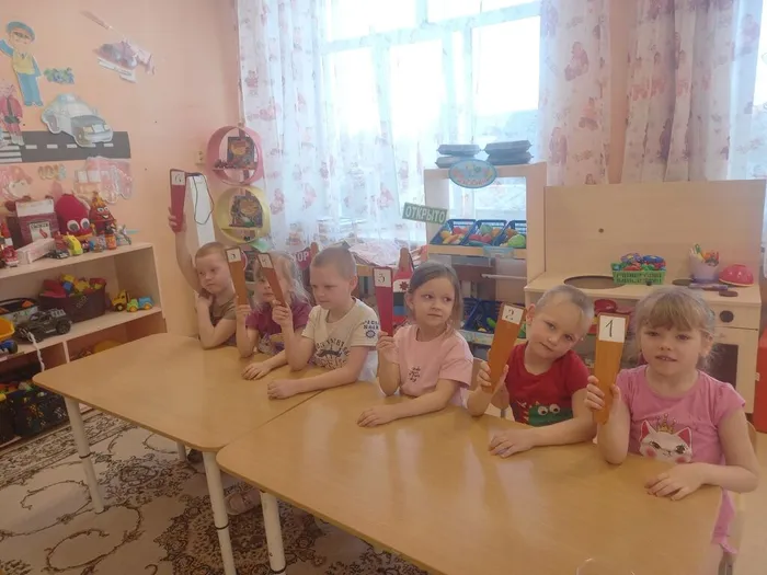 Дети активно отвечали на вопросы библиотекаря