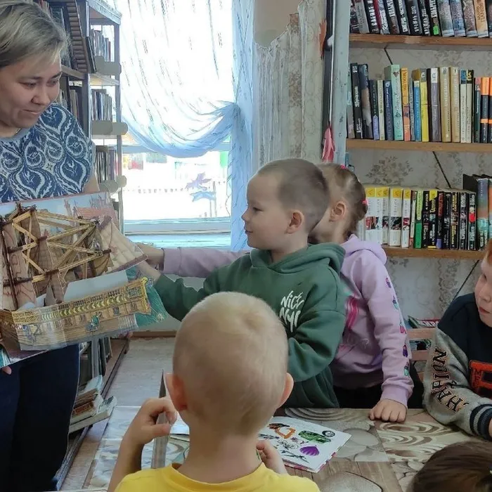 ЭКСКУРСИЯ «ПОДРАСТАЕМ С КНИЖКОЙ»
