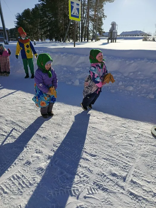 Дети приняли участие в подвижных играх