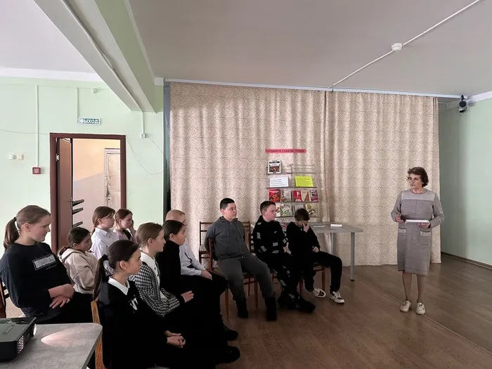 Завершилась встреча презентацией специально подготовленной книжной выставки