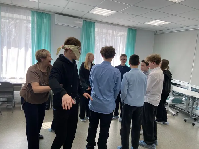 Участники играли в народные игры